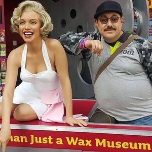 Meet your Posher, Sami